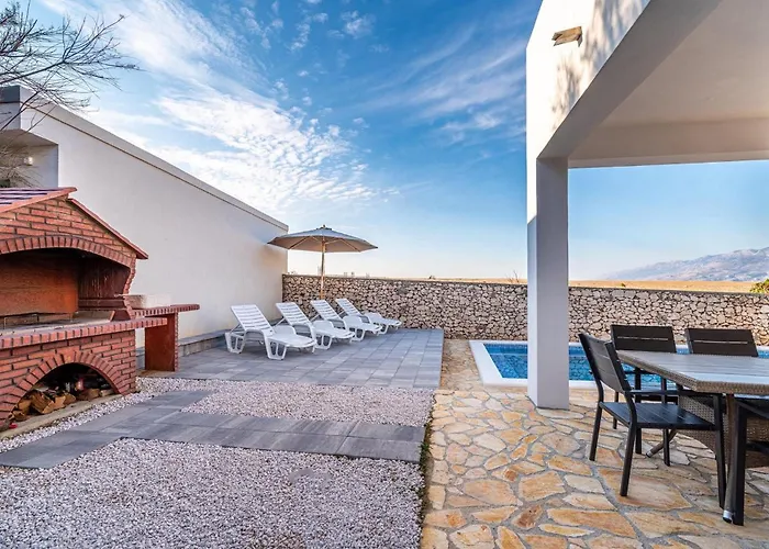 Opera Semesterbostad